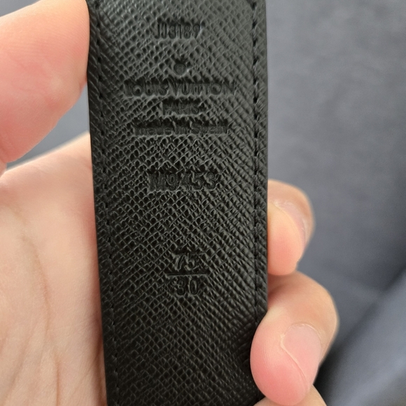 Louis vuitton women's belt - Picture 7 of 12